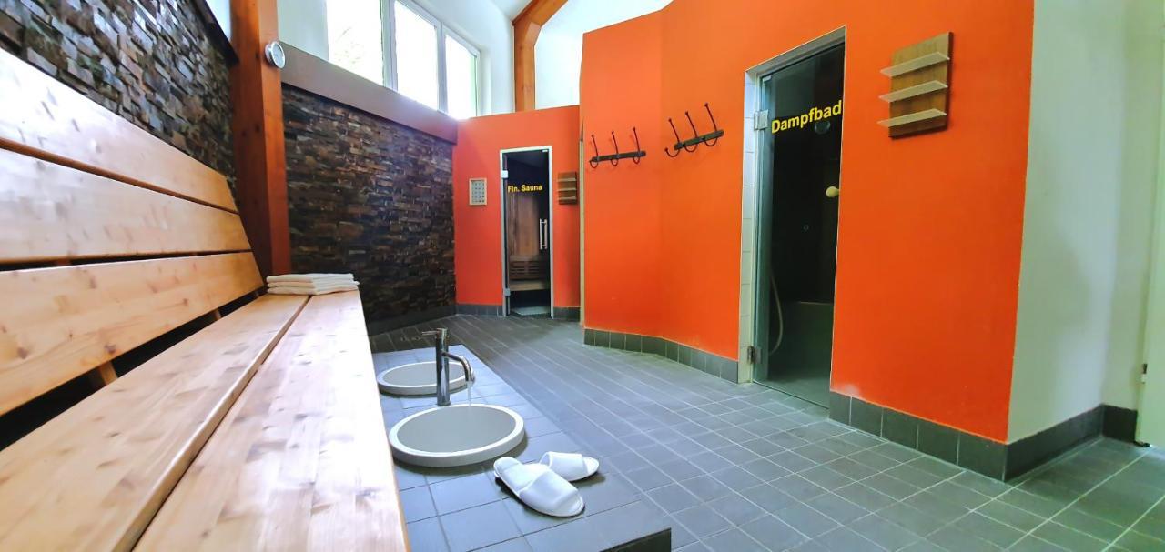 Sonnenhotel Feldberg Am See Mit Schwimmbad, Sauna Und Dampfbad フェルトベルク エクステリア 写真