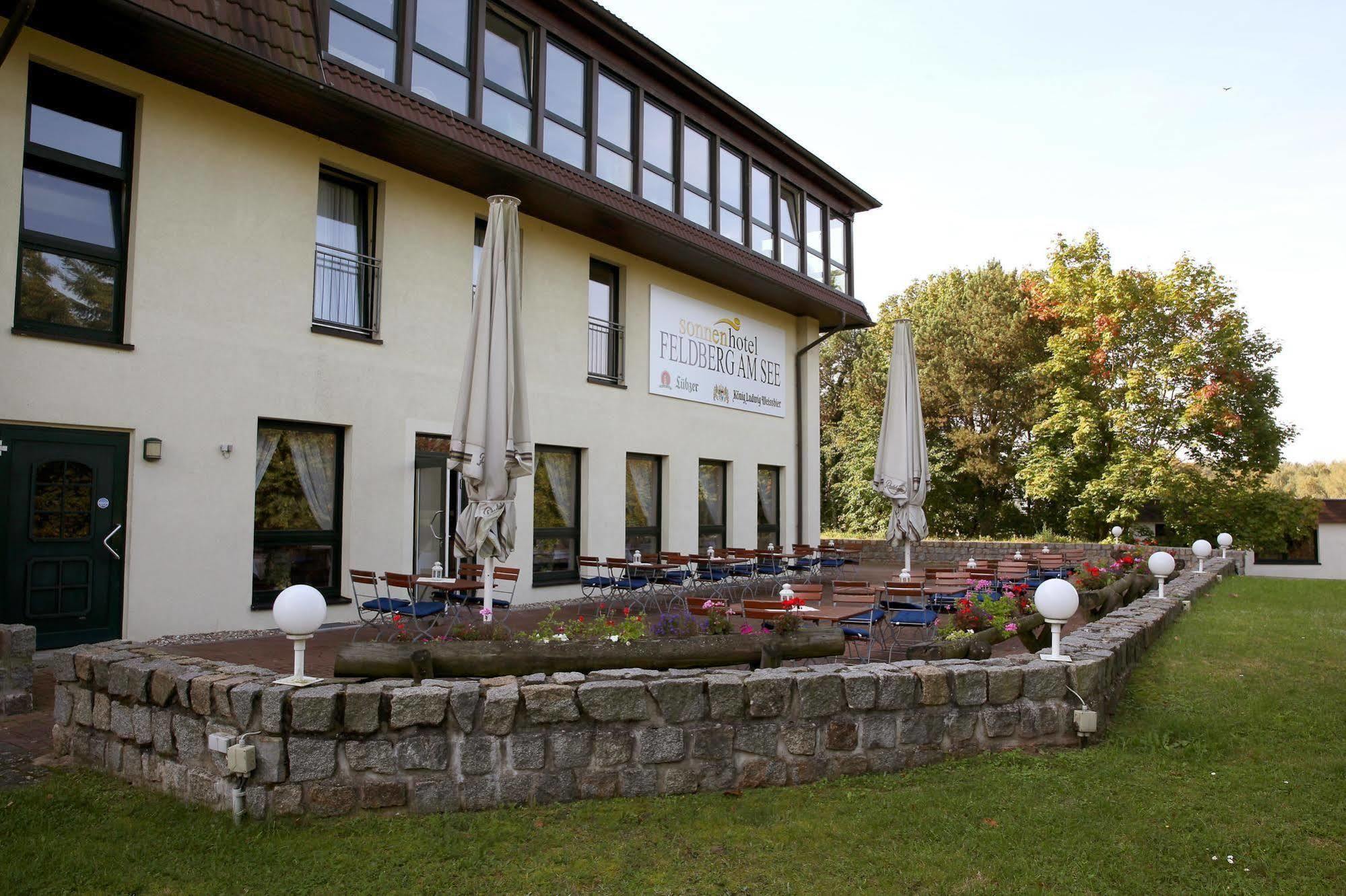 Sonnenhotel Feldberg Am See Mit Schwimmbad, Sauna Und Dampfbad フェルトベルク エクステリア 写真